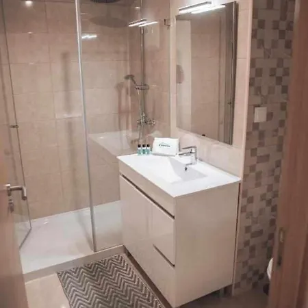 Apartamento Casa Damélia Leiria